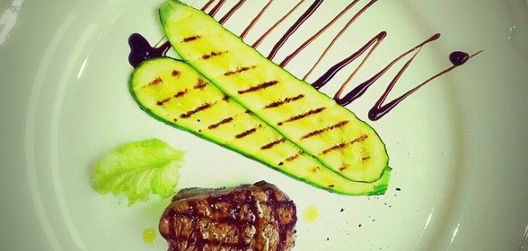 Стейк торнедос с трюфельным маслом