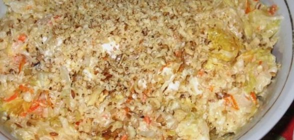 Салат из квашеной капусты с апельсинами