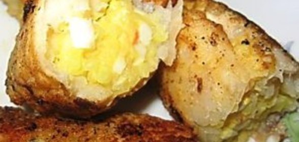 Рыбный рулет с рисом и яйцом