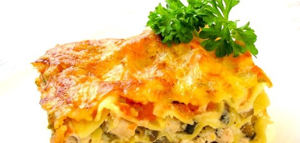 Лазанья с грибами и куриным филе