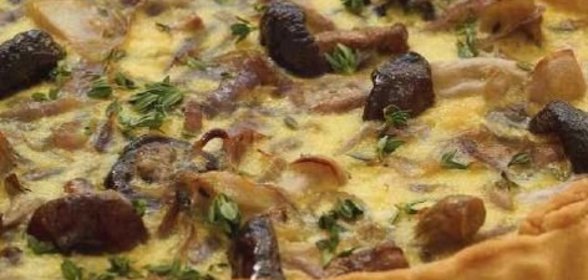 Открытый пирог с грибами