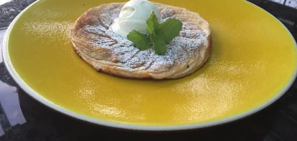 Тонкий яблочный пирог