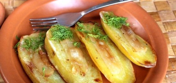 Картошка с салом, запеченная в фольге