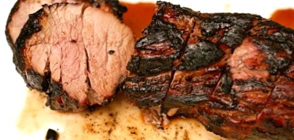 Свиная вырезка в медово-имбирном маринаде