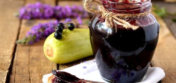 Кабачковый джем со смородиной