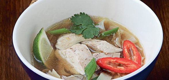 Вьетнамский суп фо с цесаркой