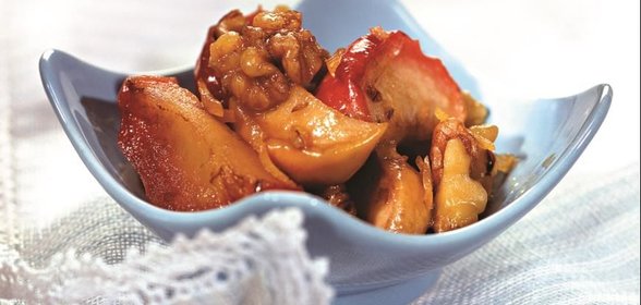 Яблочное варенье с грецкими орехами