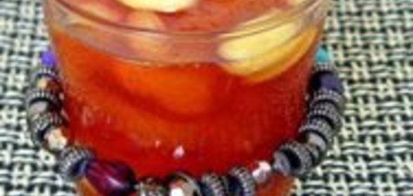 Нектариновое варенье с корицей и миндалем