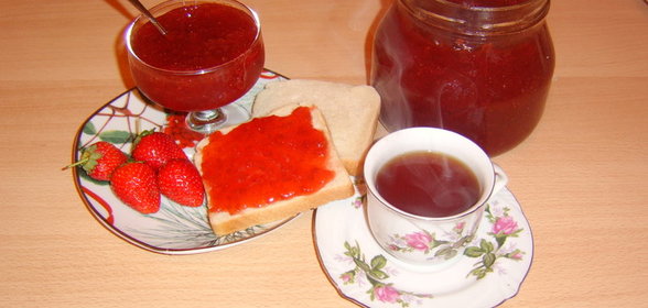 Конфитюр Клубника с ревенем