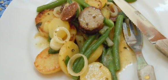 Салат из редьки с квашеной капустой