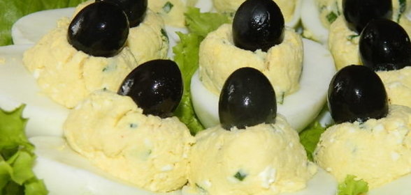 Салат из помидоров с растительным маслом