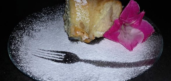 Классическая шарлотка с заварным кремом
