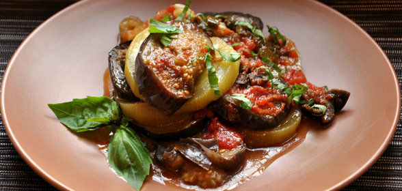 Баклажаны и цукини по-болонски