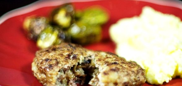 Котлеты, фаршированные грибами