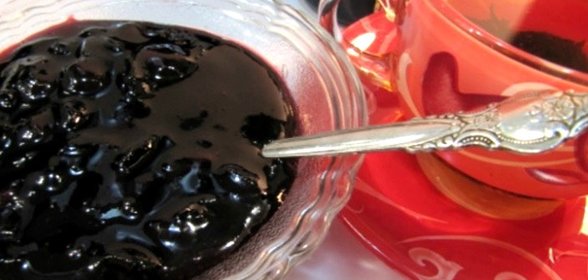 Варенье из терна с косточками