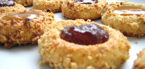 Ореховые колесики с джемом