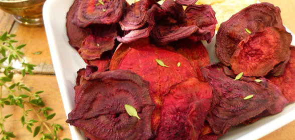 Свекольные чипсы