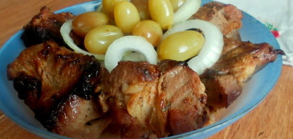 Нежный шашлык в маринаде из белого вина