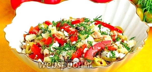Салат из сельдерея с консервированным тунцом