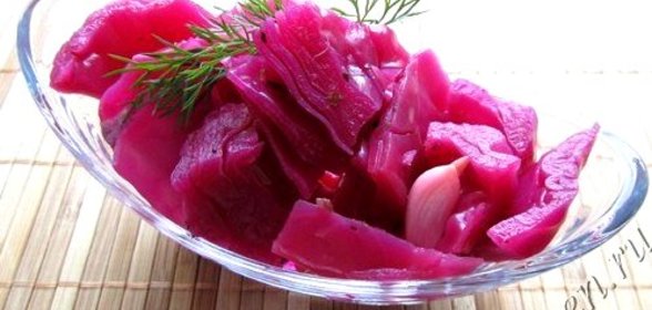 Маринованная капуста со свеклой