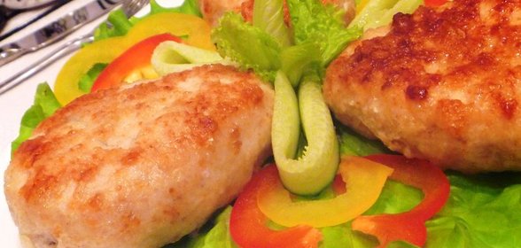 Зразы из индейки в пармезановой панировке