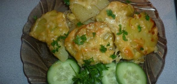 Картофель запеченный с сыром