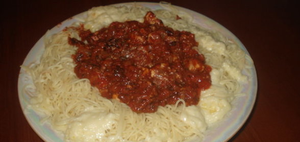 Спагетти с соусом Булоньез