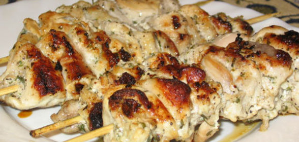 Куриные шашлычки в кефирно-лимонном маринаде