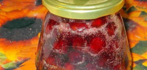 Варенье из вишни с косточками