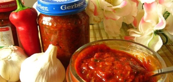 Кавказская красная аджика