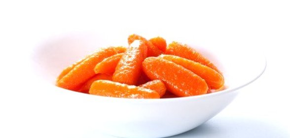 Морковь в апельсиново-кленовой глазури