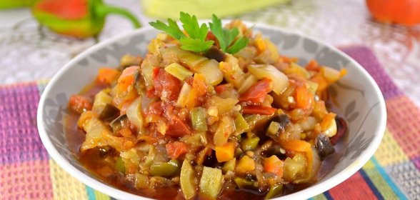 Икра из кабачков и баклажанов в мультиварке