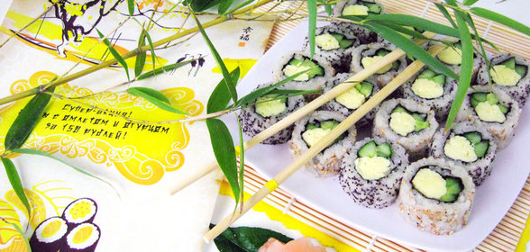 Роллы с омлетом и огурцом, или легкий ужин в азиатском стиле за 150 рублей! ФМ