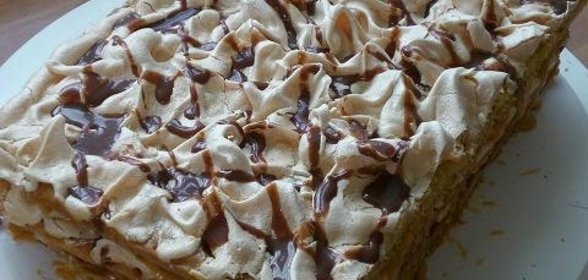 Торт Хрустящий сникерс