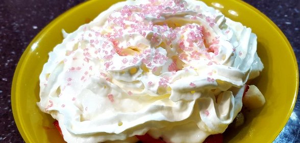 Ягоды под йогуртом