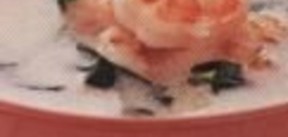 Зеленый горошек, тушенный с морковью и цветной капустой