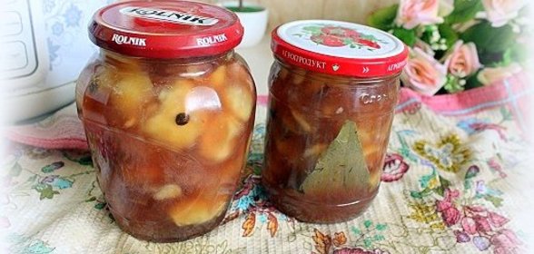 Пикантное варенье из инжирного персика с душистым перцем и листом малабарской корицы