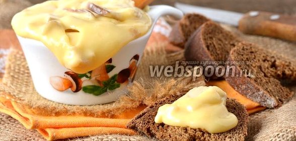 Мягкий плавленый сыр с грибами