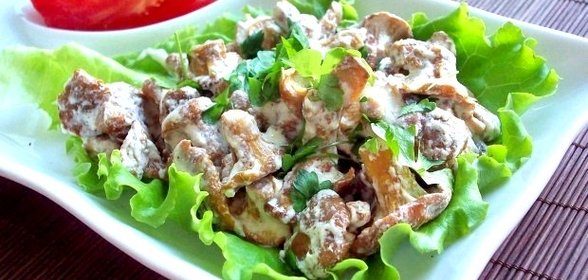 Тушеные маслята