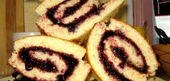 Рулет с джемом