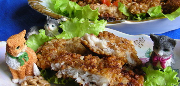 Рыба в льезоне и ореховой крошке