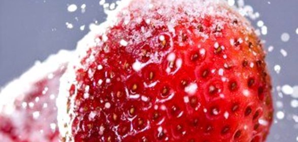 Клубника в бальзамическом уксусе с сахаром