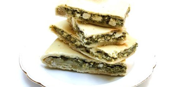 Пирог со шпинатом, цукини, рисом и фетой