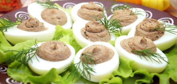 Салат из консервированного тунца