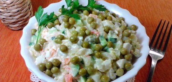 Салат из квашеной капусты