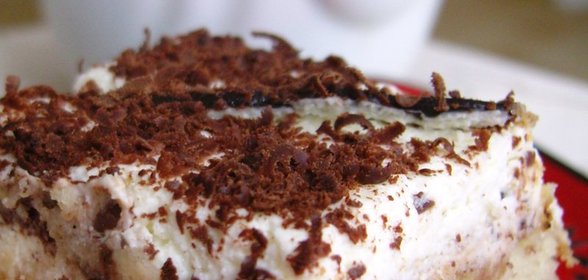 Ананасовый пирог с творогом и орехами