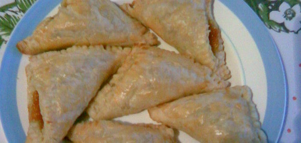 Слойки с абрикосовым джемом