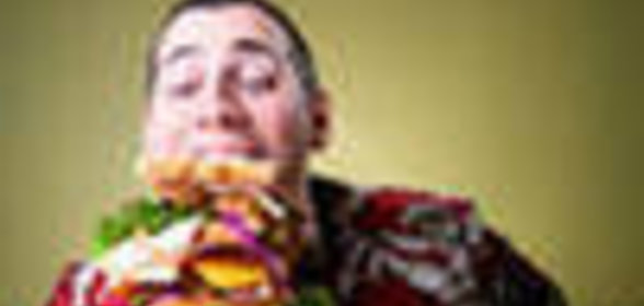 Бутербродик вечером под телевизор