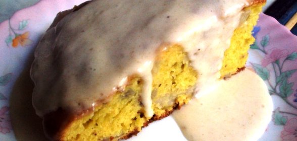 Пирог с бананами и сметанным кремом