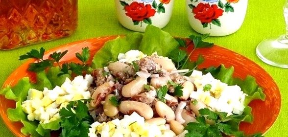 Салат из консервированной сардины